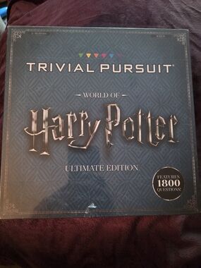 Trivial Pursuit World of Harry Potter Ultimate Edition Board Game - Blue